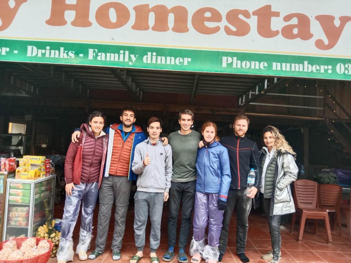 Du Gia - Tay Homestay Lang Cac Ruang foto